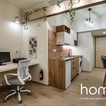 Digital Nomad Homm With Backyard