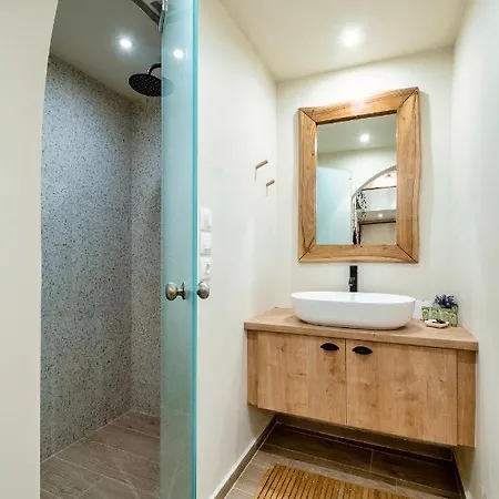 Digital Nomad Homm With Backyard Apartment *